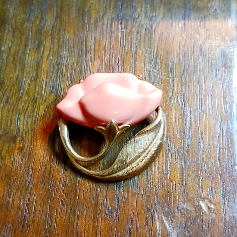Vintage 80's Pink & Gold Avon Flower Brooch - Picture 4 of 6